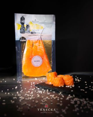 Říkal tady někdo uzený losos? 😋 V jaké variantě ho máte nejraději?🍣 Na soli/Pastrami/Whiskey & Pepř/s Bílým pepřem/s...