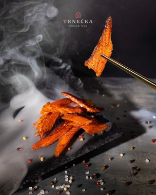 Jerkyyyyy! 😍 Kdo už je ochutnal a podlehl jejich kouzlu? 😋 Napište nám do komentářů, jak vám chutnají 👇 #ryby #uzení...